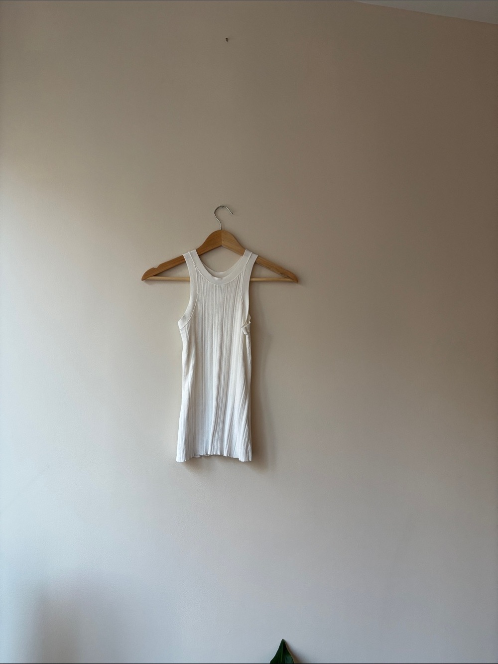 Toteme Cream Ribbed Tank - Sleeveless Scoop Neck